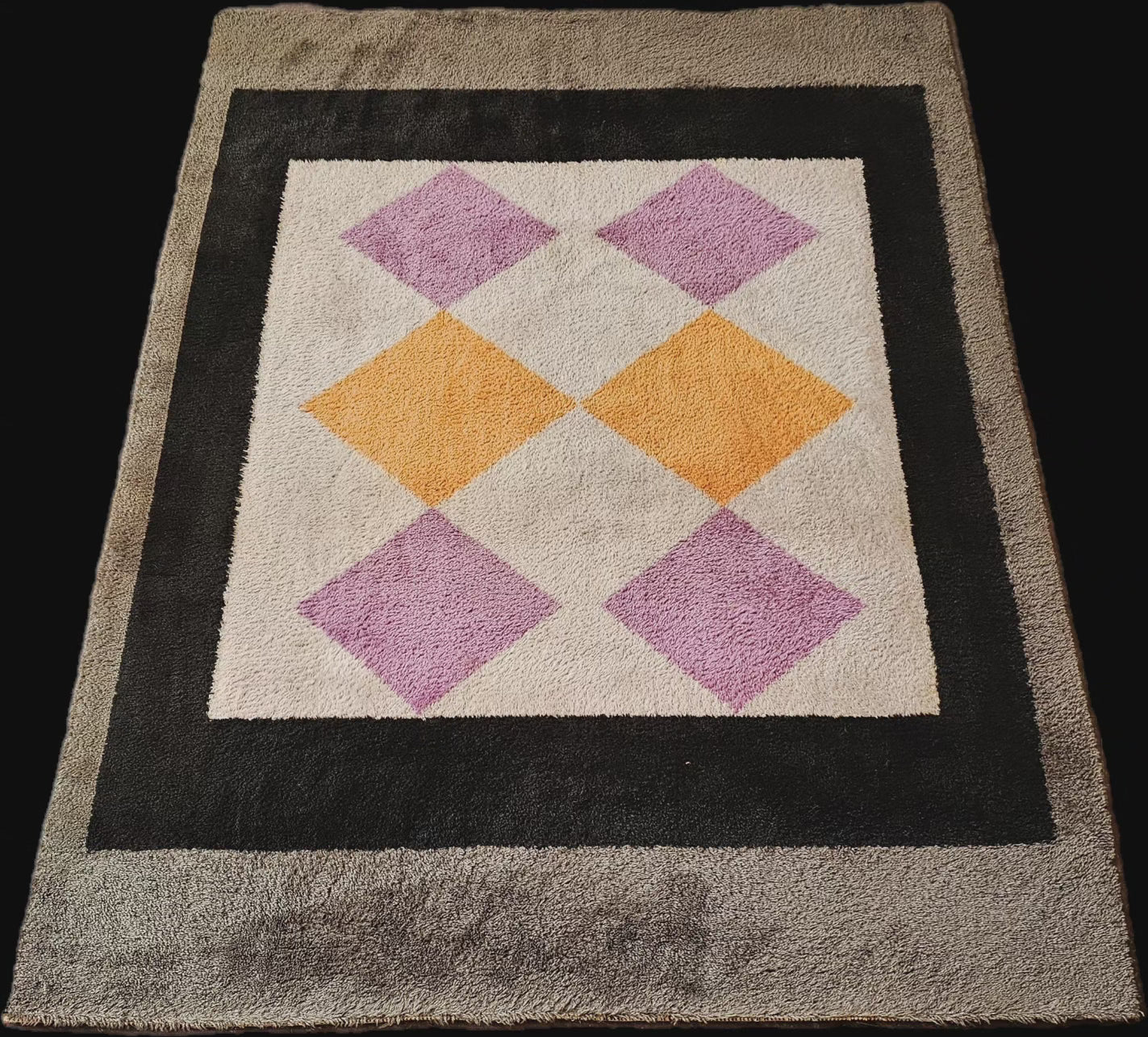 Tappeto vintage geometrico 1970