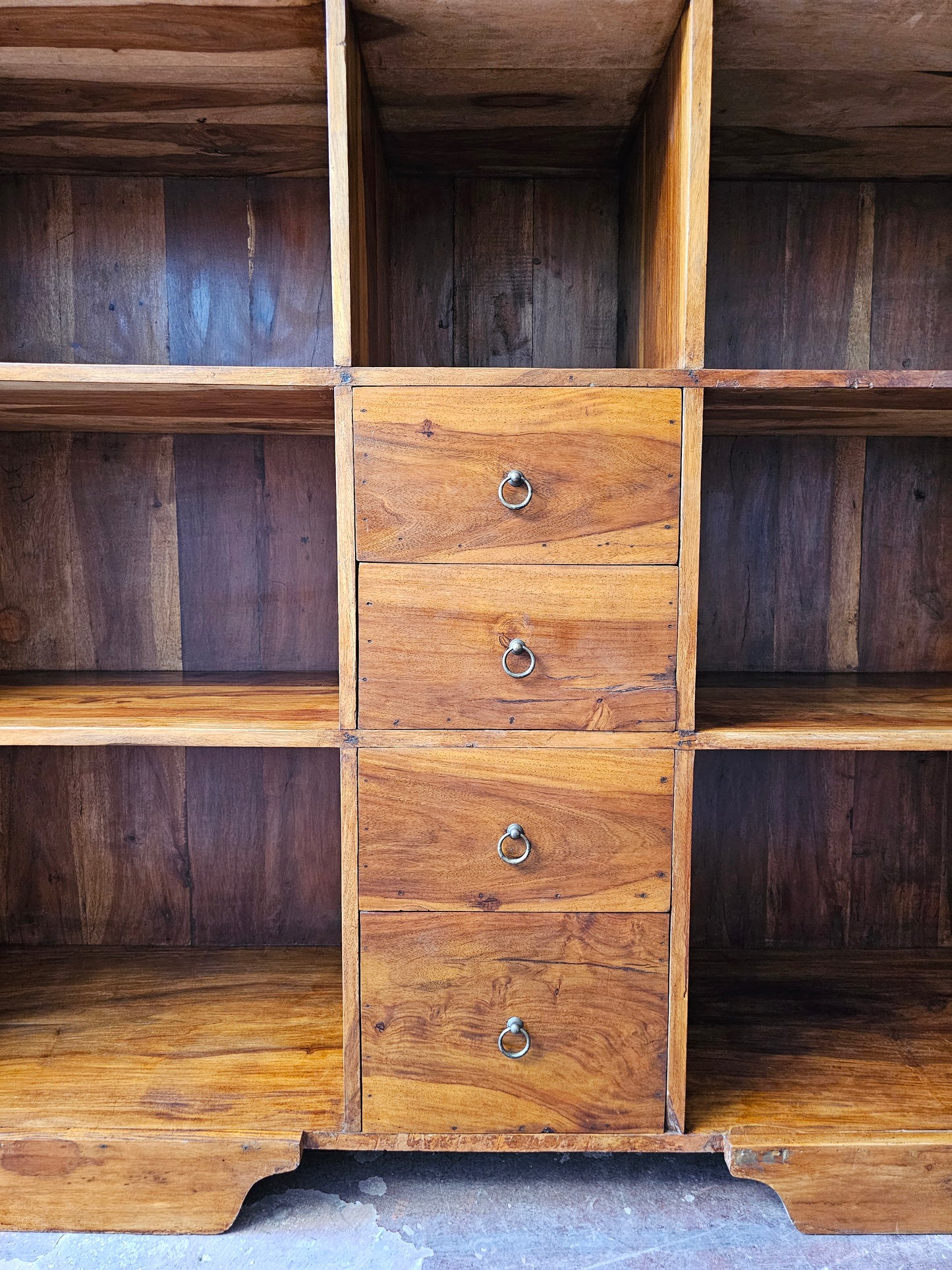 Libreria Vintage in Legno massello di Sheesham